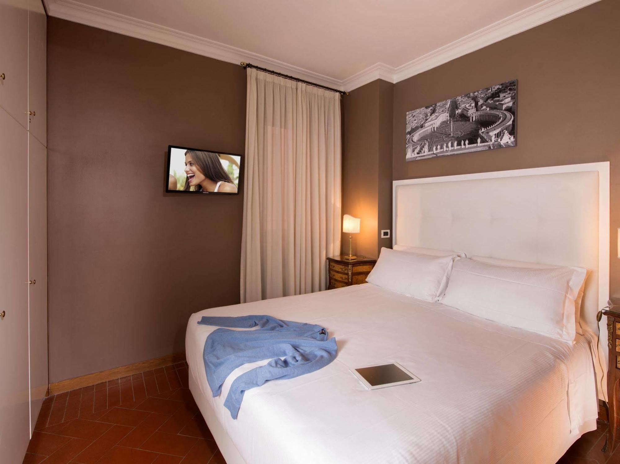 Astrid Roma Suites Екстериор снимка